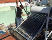Cách vệ sinh máy nước nóng năng lượng mặt trời sạch như mới